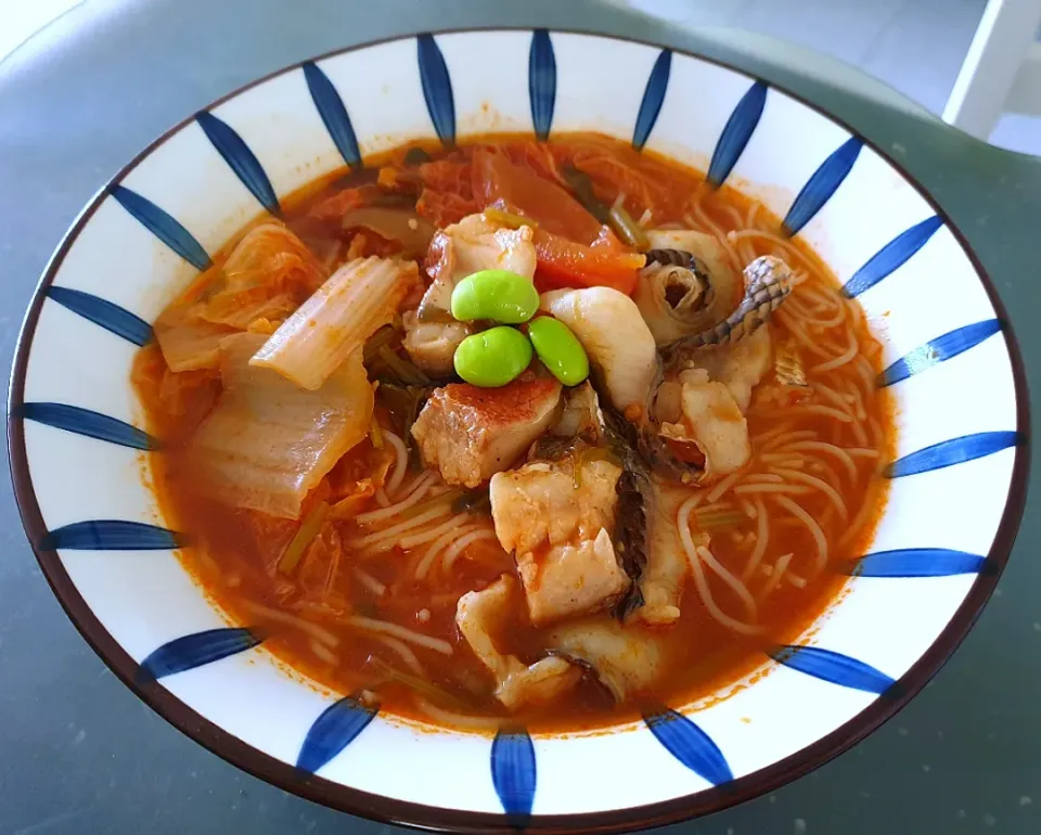 Fish Noodles w/ Tomato Soup|envymaqueenさん