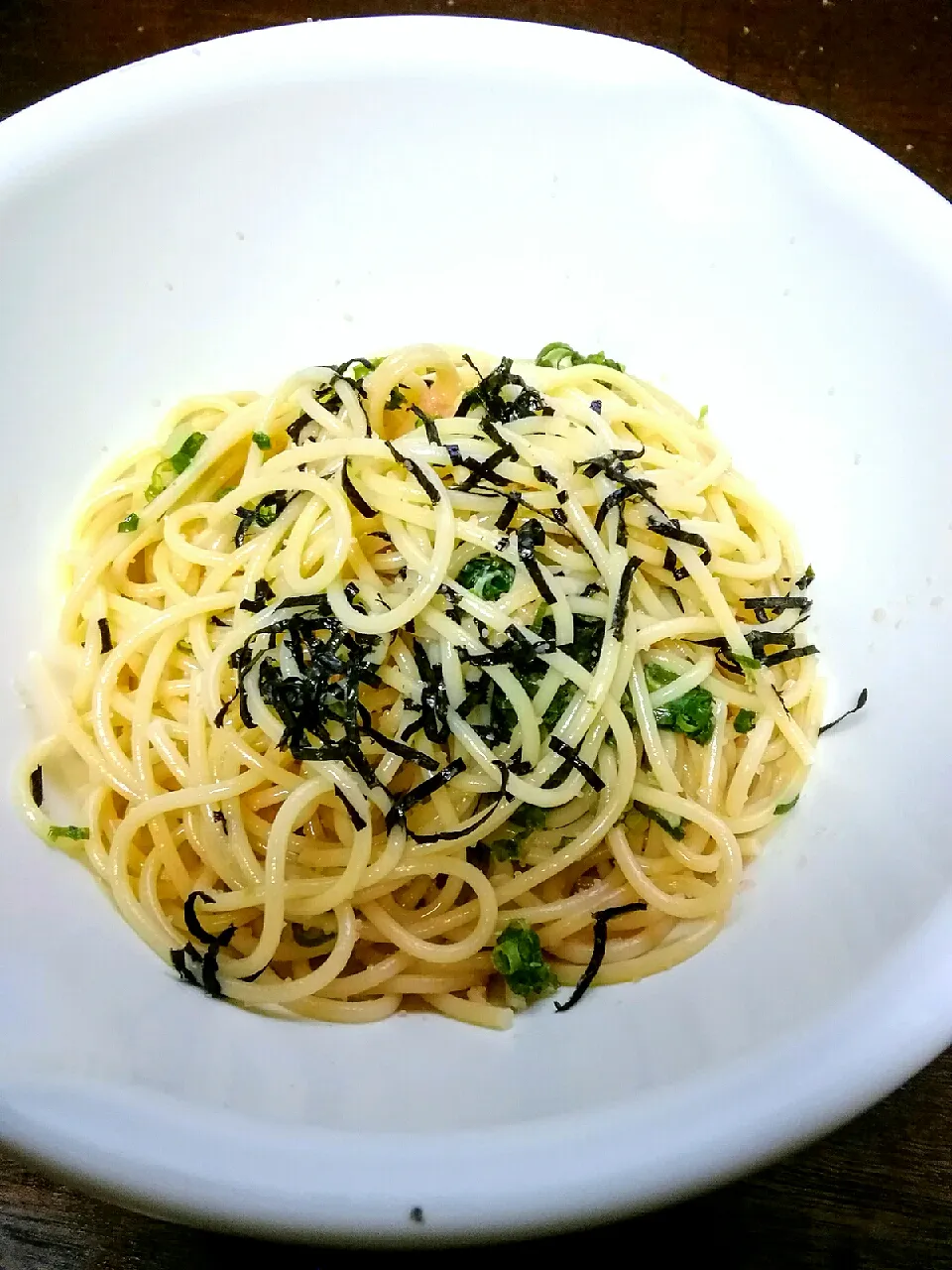 朝からパスタ🍝

たらこスパゲティ、ゆず胡椒を入れてみたら美味しかったです😋|にんにくと唐辛子が特に好き❤️(元シャリマー)さん