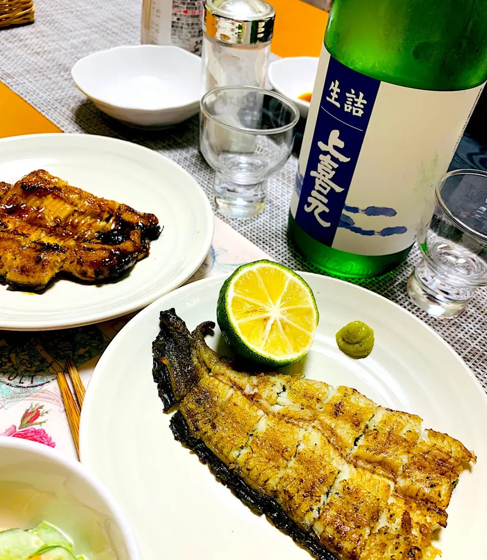 うなぎ🍶白焼きと蒲焼、味比べ。|ちはるさん