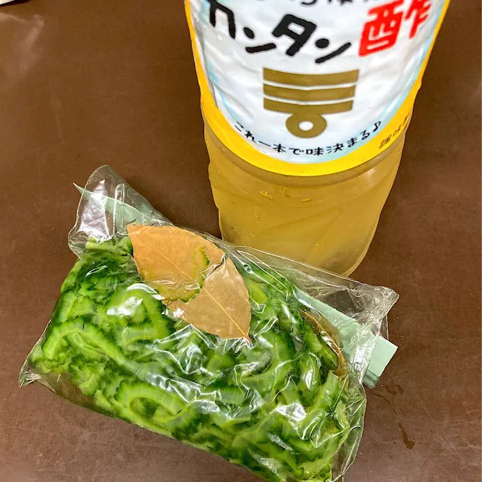 Snapdishの料理写真:ゴーヤピクルス|akkoさん