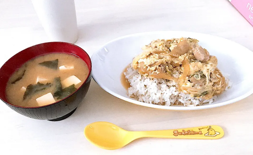 朝昼ごはんの親子丼|かつさん