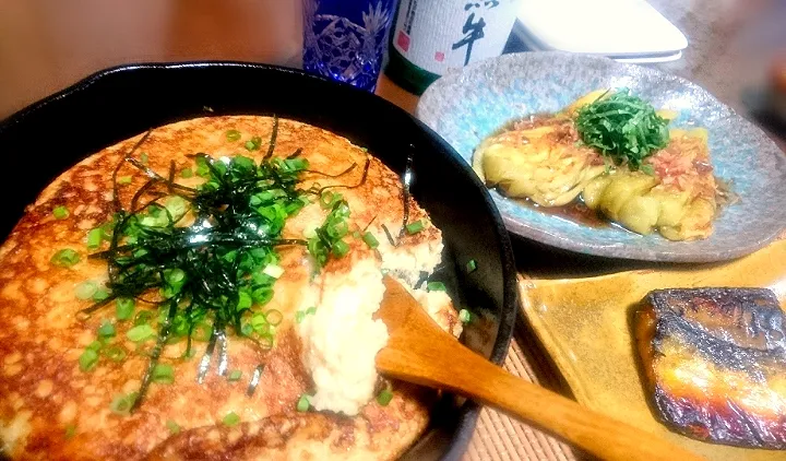 チーズ入りふわふわ長芋ステーキ✨
 焼きナス🍆
 鯖西京焼き🐟

  黒牛🍶かんぱ～い|びせんさん