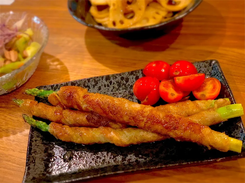 アスパラガスの肉巻き焼き|ふくすけ食堂さん