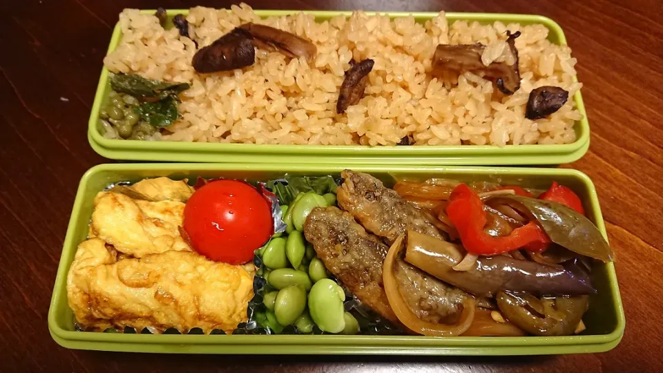 松茸ご飯と鯊の南蛮漬け弁当|りょーさん