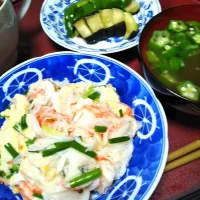 よねばーばの朝ごはん
かにかま丼|yoneばーばさん