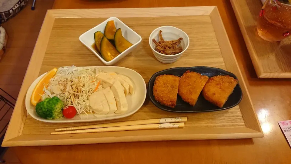 ☆栗のコロッケ
☆サラダチキン
☆カボチャ煮
☆干しタケノコの甘辛煮|chikakoさん