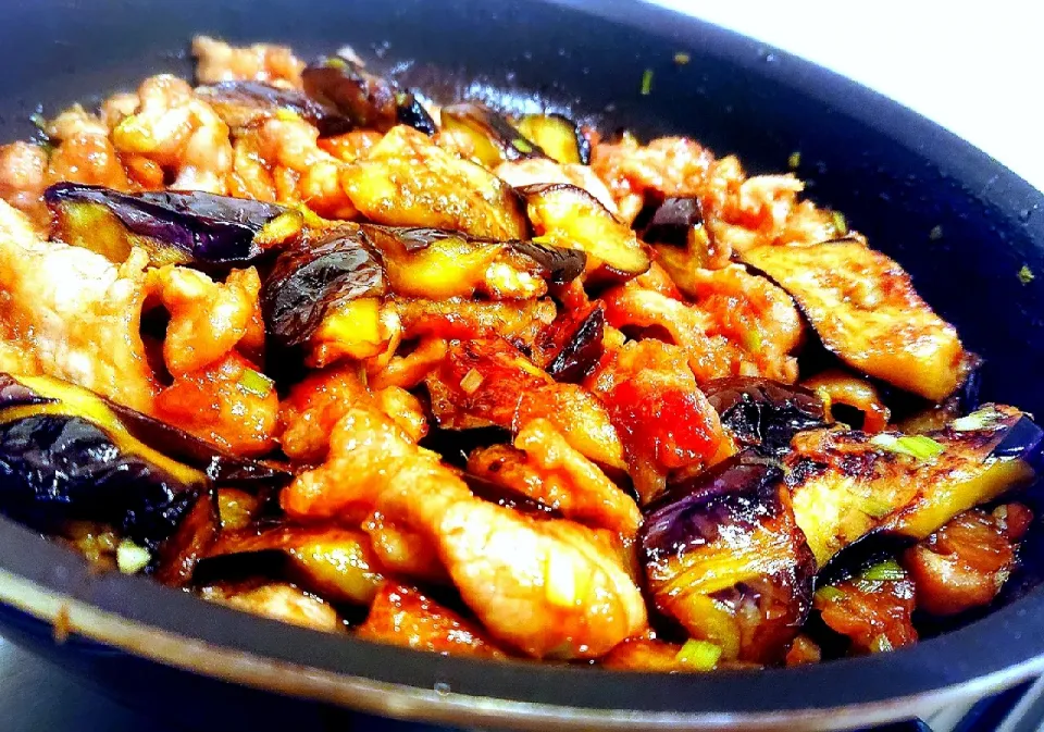 とろ～り茄子と豚肉のサッパリぽん酢炒め♡﻿
#つくりおき
#冷蔵２～３日
#Nadiaレシピ|GGGさん