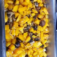 roasted butternut squash and mushrooms|Nick Schieslさん