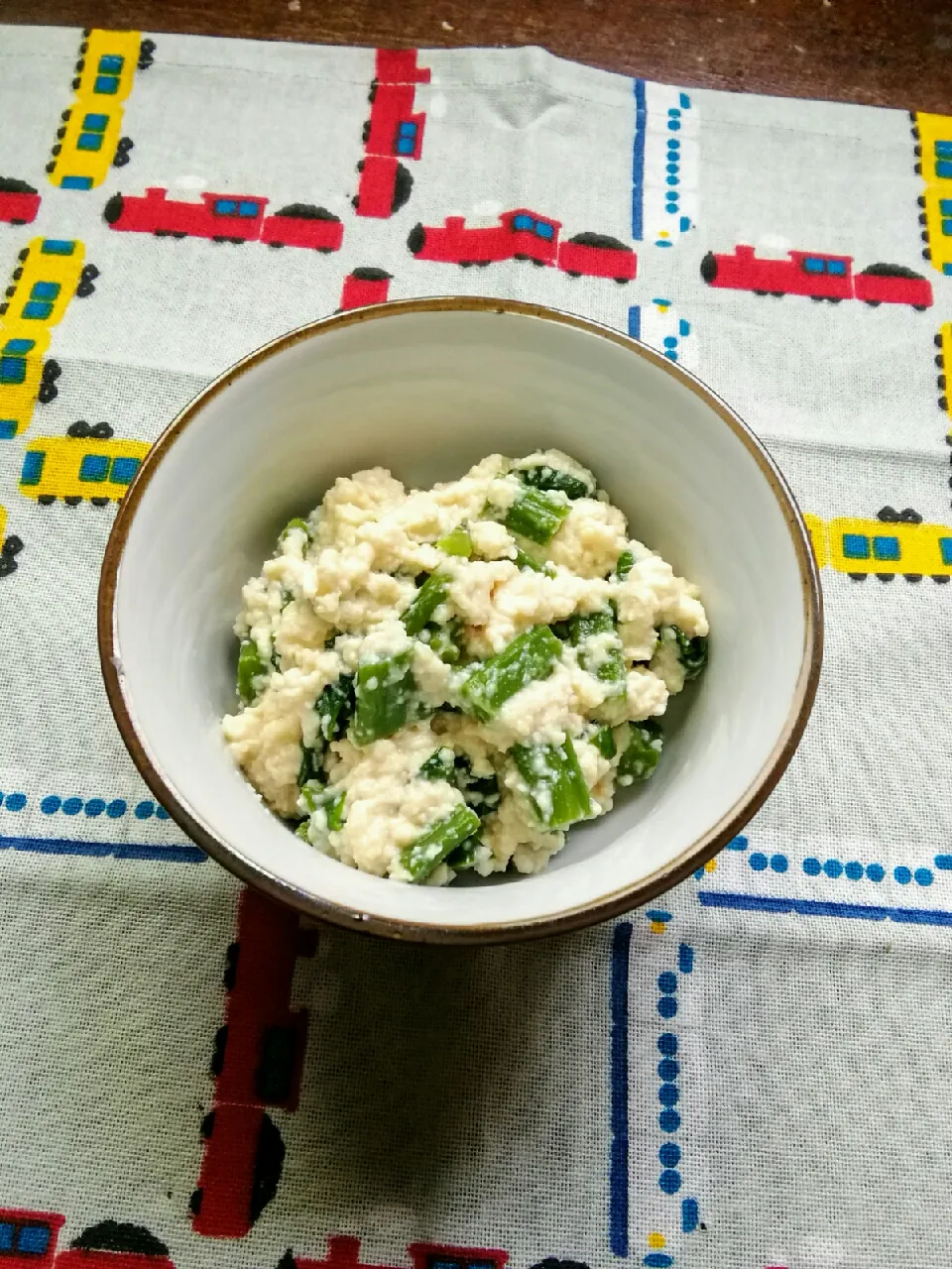 めるぼ💟さんの豆腐ピーナッツ味噌ディップの改良型、味噌を牡蠣だし醤油に代えてつるむらさきの白和え風|にんにくと唐辛子が特に好き❤️(元シャリマー)さん