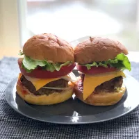 Snapdishの料理写真:小さなハンバーガー🍔|mizkuroさん