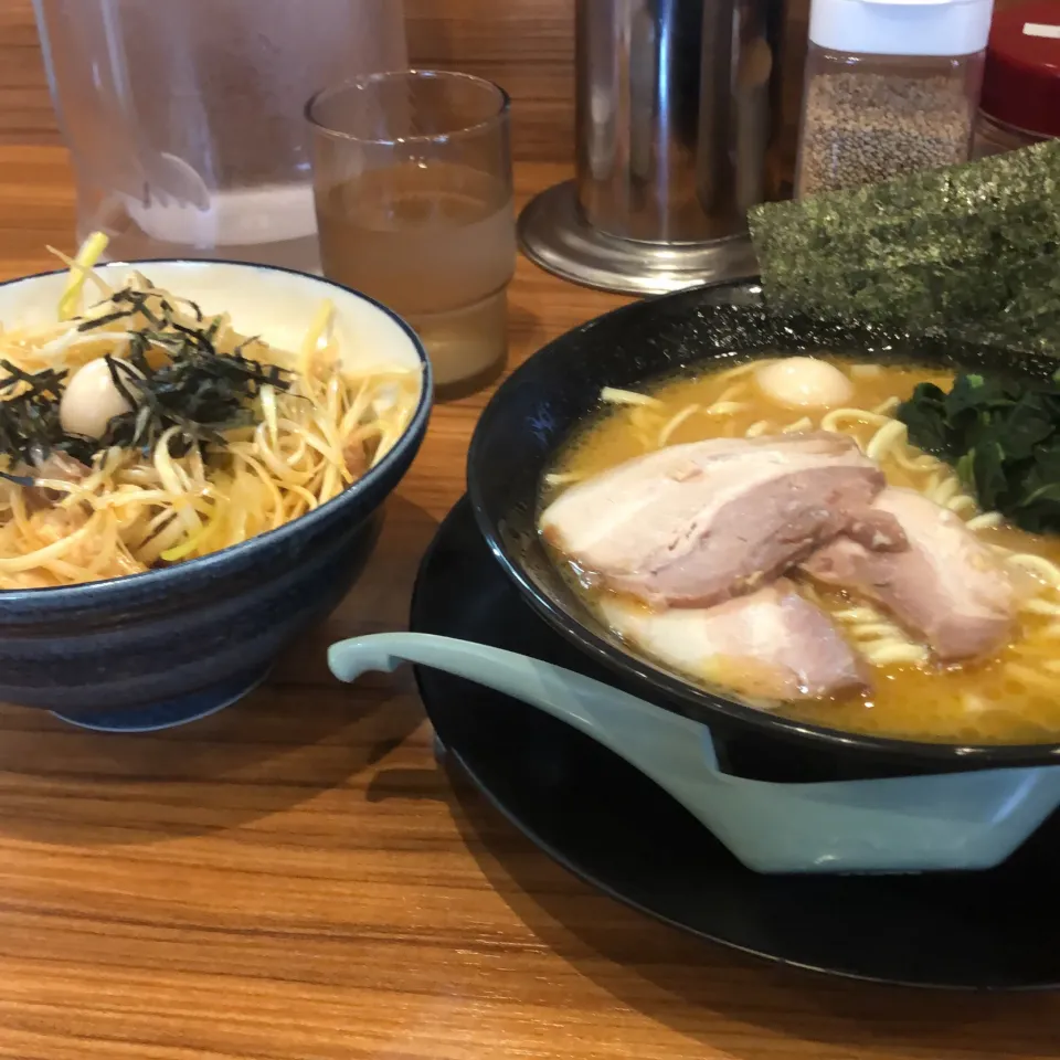 完まくクーポンのラーメンとネギチャ丼　#宮前商店|Hajime Sakaiさん