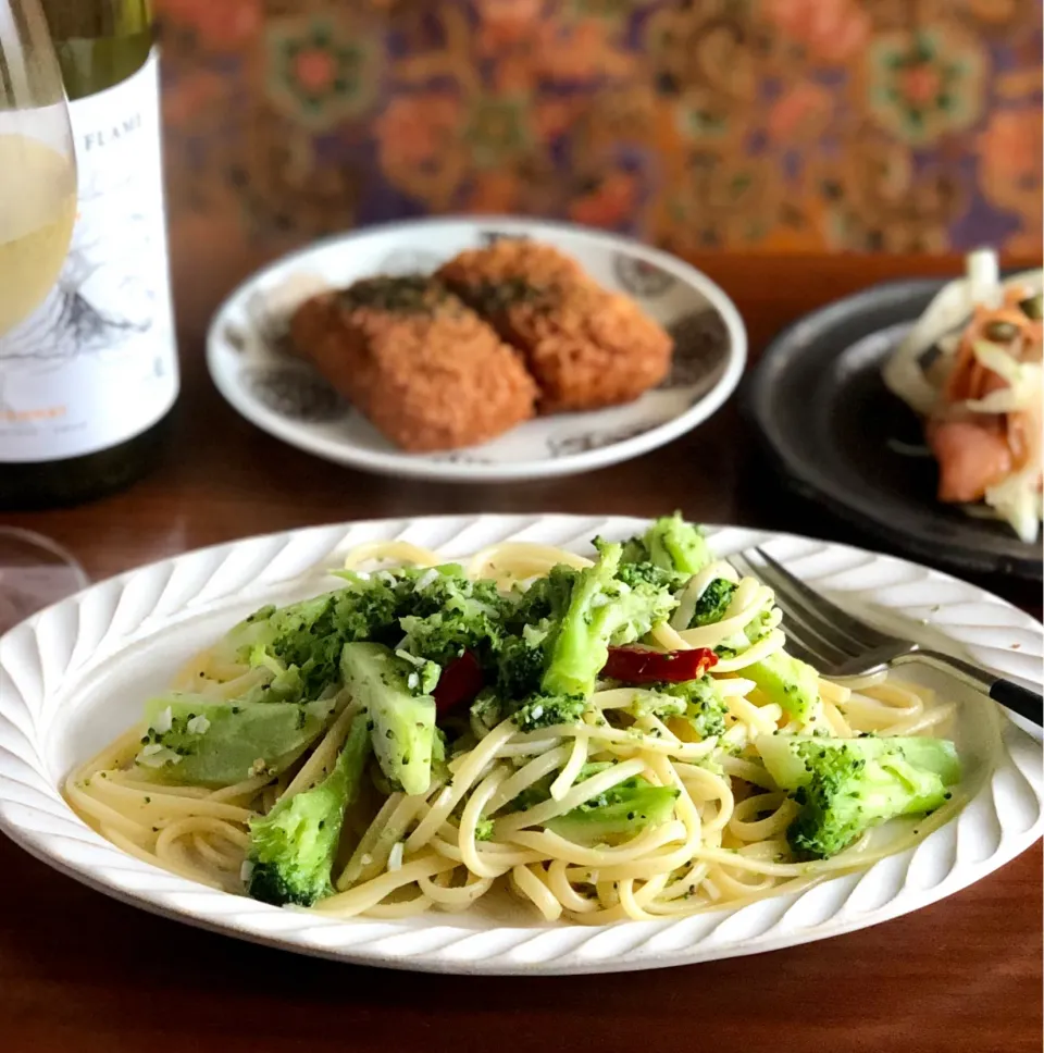 ブロッコリーとアンチョビのパスタ　　Broccoli and anchovy pasta|マユマユさん