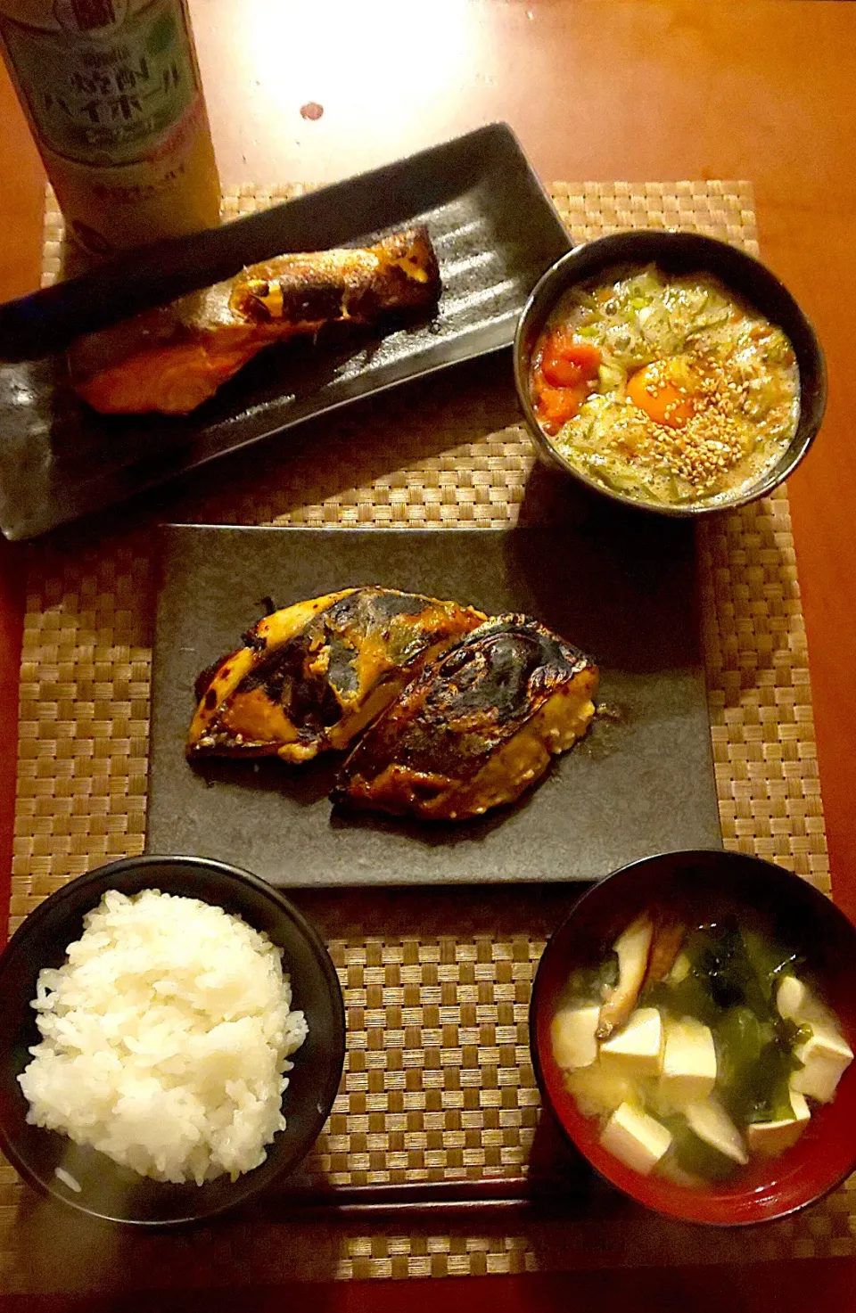 Today's dinner🍴 大和芋めかぶ卵たらこ納豆･塩焼き鮭･鰆の西京味噌焼き･白飯･お豆腐,わかめ&椎茸のお味噌汁|🌈Ami🍻さん