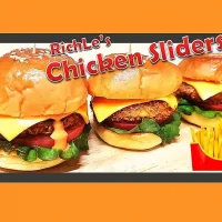 Snapdishの料理写真:Chicken sliders
# Restaurent style chicken sliders
#burger
#RichLe's Kitchen|radhaさん