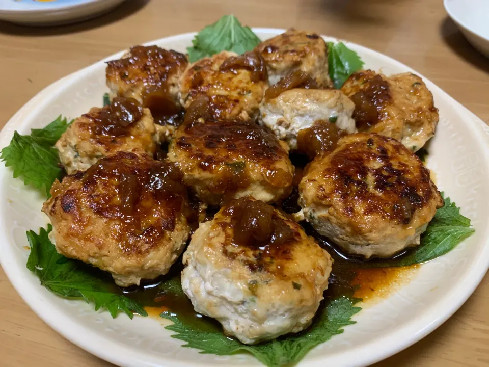 香味野菜の鶏つくね 梅ソースがけ|かなさん