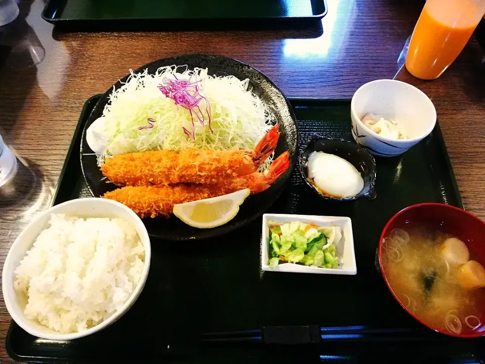 Snapdishの料理写真:Ebi fry don|mieyenさん