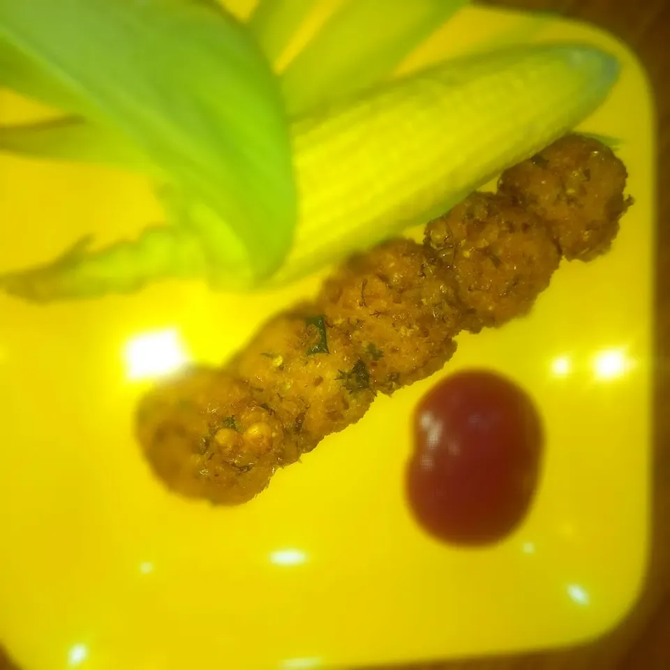 Snapdishの料理写真:crispy corn masala vada|Mom & Masters Mafiosoさん