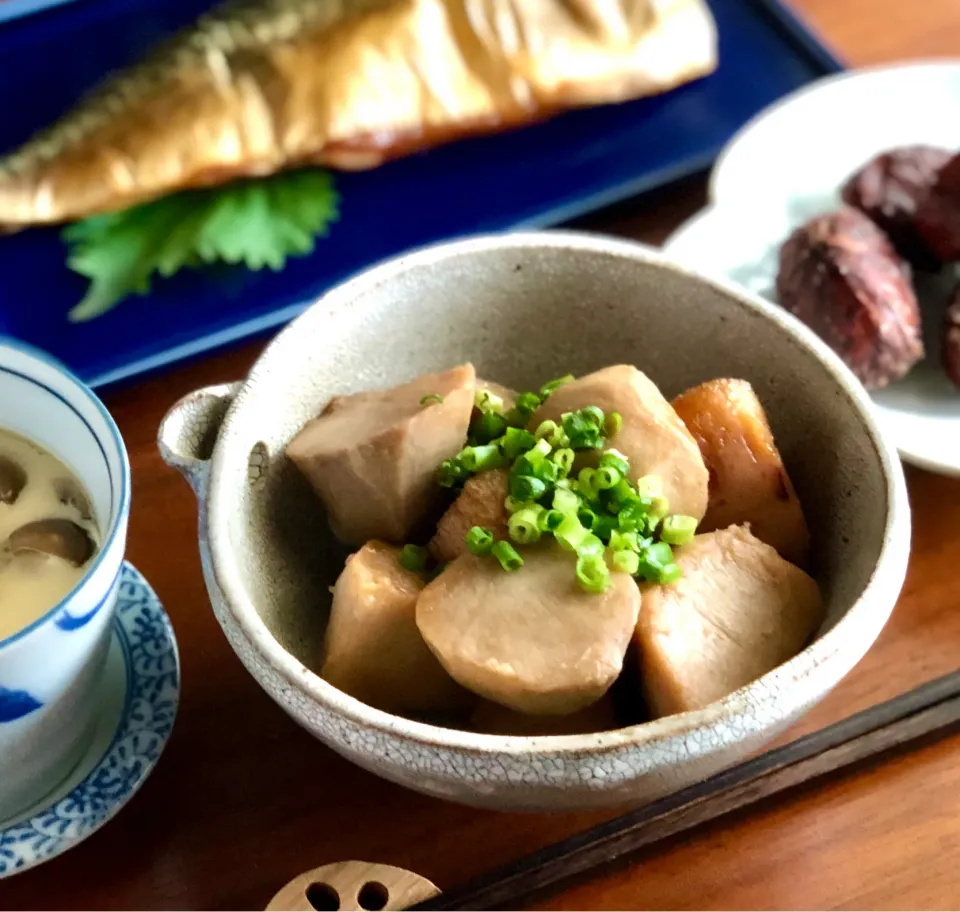 里芋と蛸さつま揚げの煮物|マユマユさん