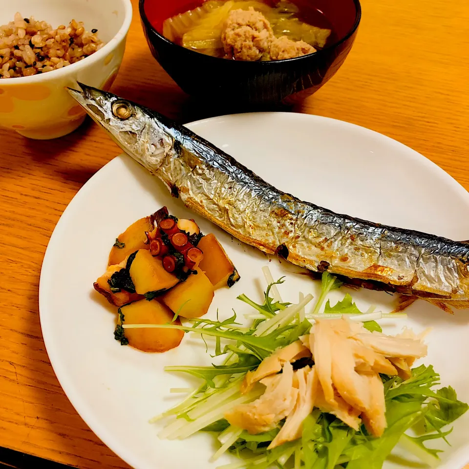 ＊初物！生さんま塩焼きの夜ごはん|つなもんさん