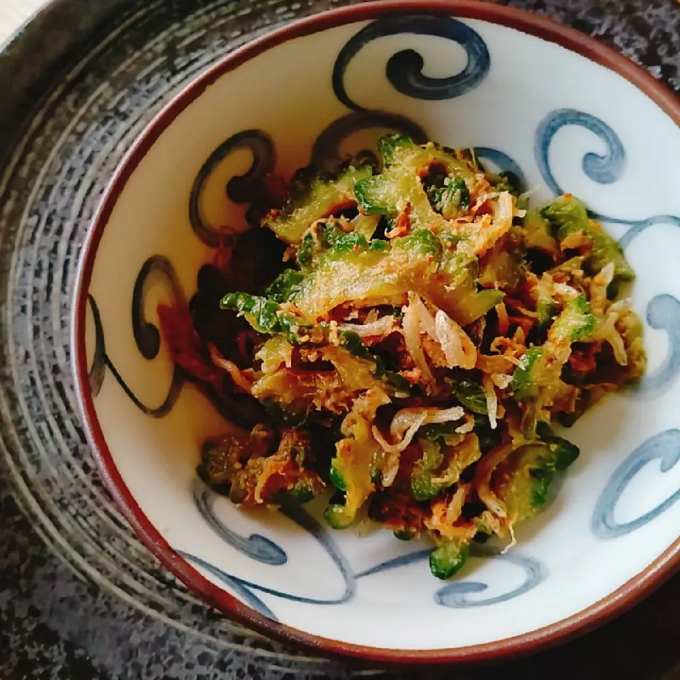 容子さんの料理 ゴーヤとちりめんじゃこの味噌炒め☆です。|Naomi Furuyaさん