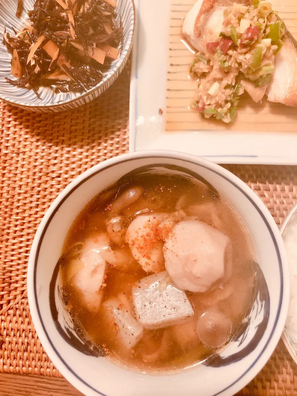 Hotpot of Taro,stir fried yellowtail and simmered Hijiki seaweed|taka-chanさん