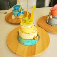 mini 2 tier fondant cakes #cakes #isomaltsail #marblefondant|Chef toyoさん