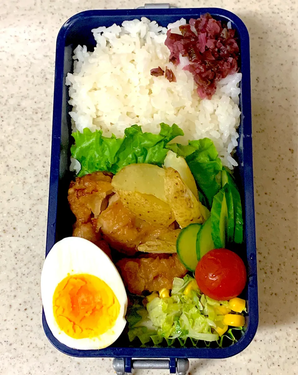 Snapdishの料理写真:鶏の唐揚げ弁当|besさん