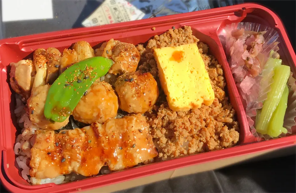 焼鳥弁当＠鳥麻／三芳PA|toshi,I🍴さん