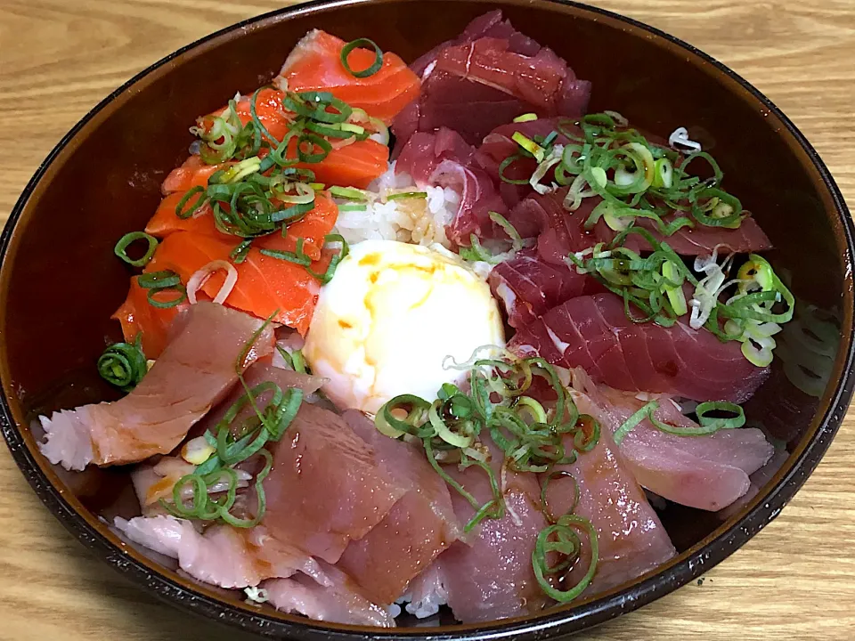 ☆海鮮丼|まぁたんさん