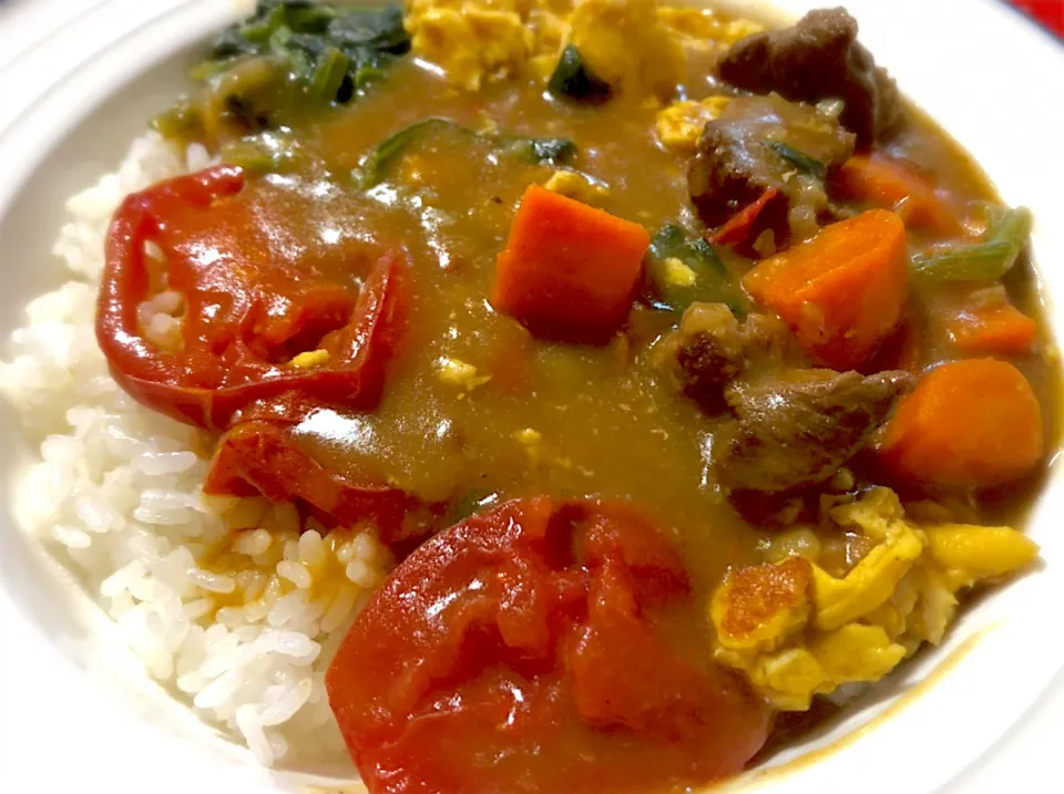 トマトと卵のカレー|のりーさん