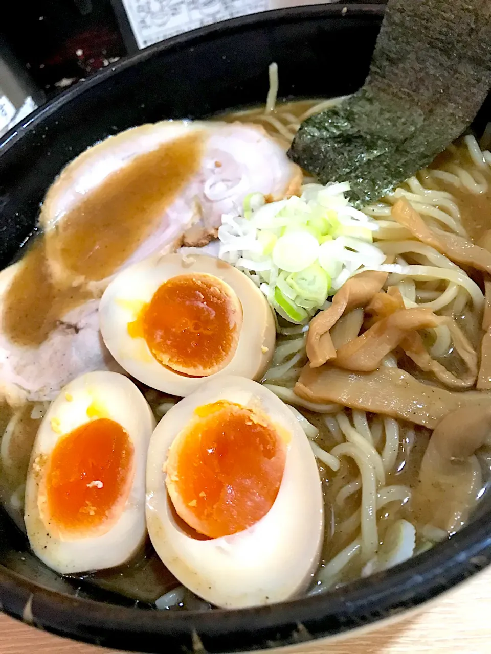 醤油ラーメン。味玉トッピング。|Tomyさん