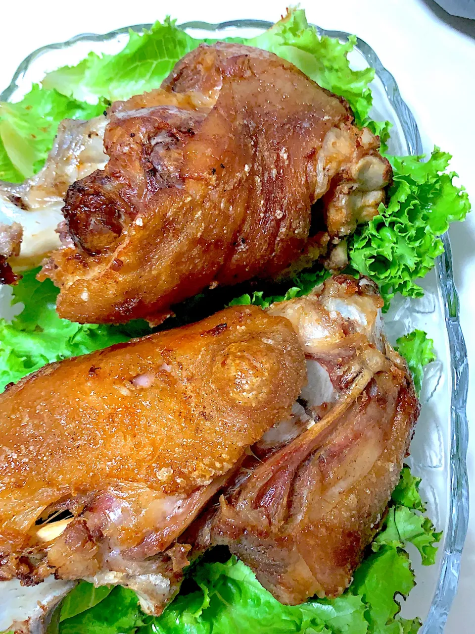 crispy pata|Cheche Kusajimaさん