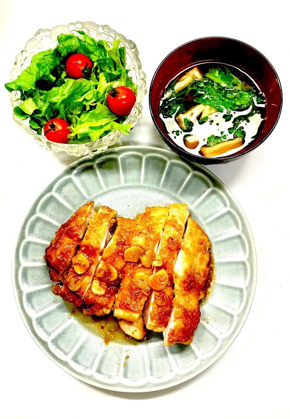 Snapdishの料理写真:今日の晩ご飯　照り焼きチキン　グリーサラダ　水菜お汁|ROSE & ROSEさん