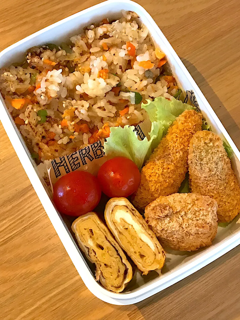 鮭チャーハン弁当🍱|ちっくんさん