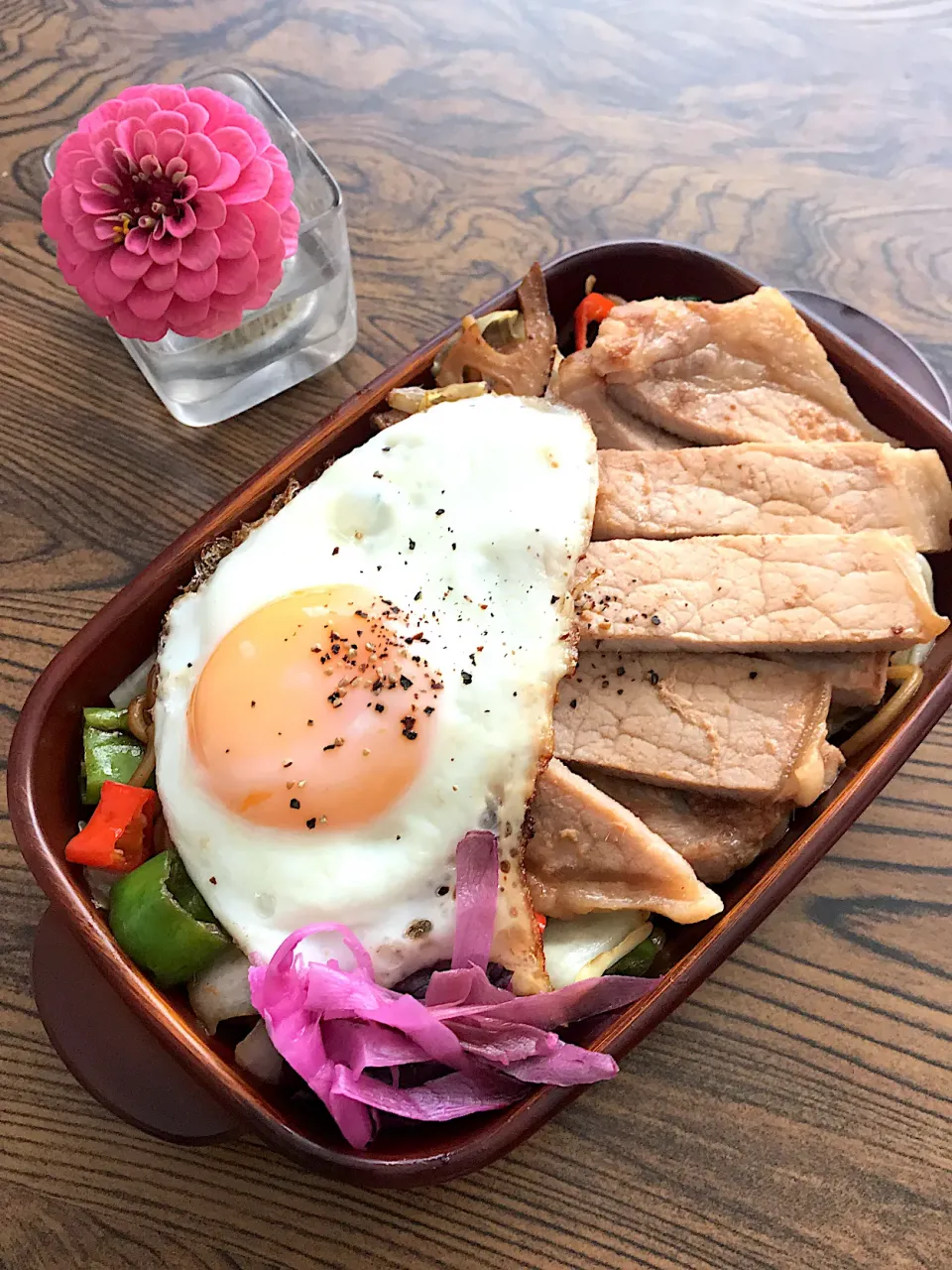 肉焼きそば弁当|二キィさん