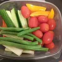 Snapdishの料理写真:Veggie tray|Dixieさん