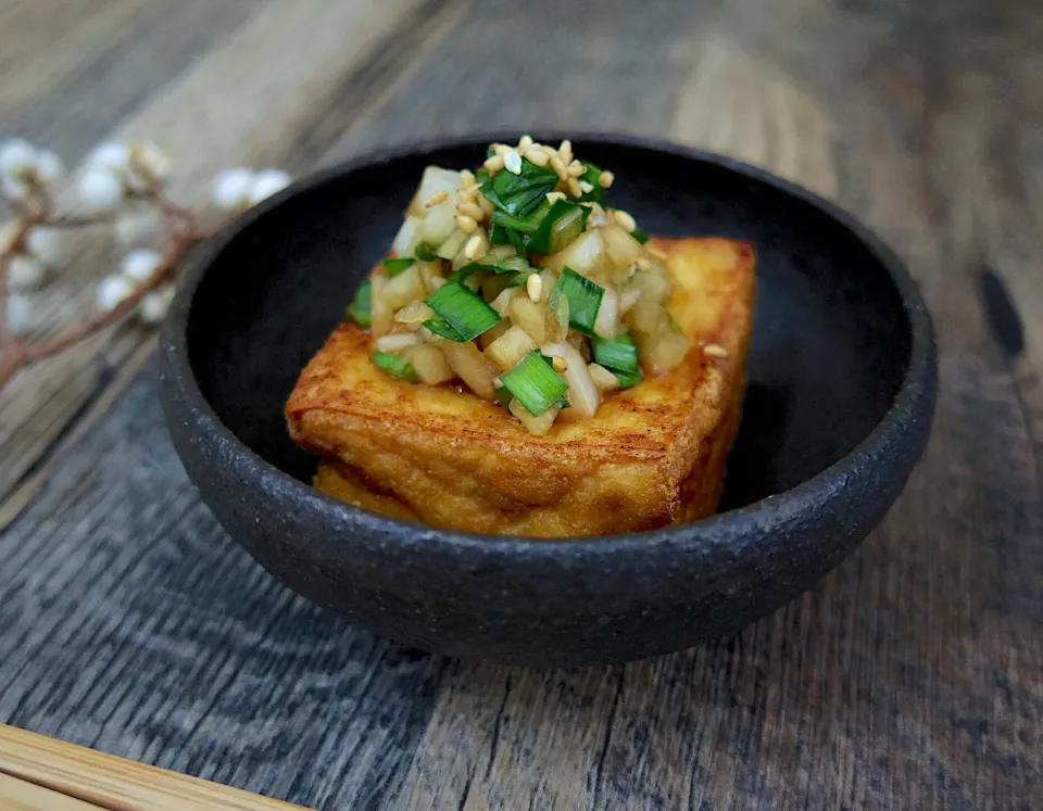 Snapdishの料理写真:焼き厚揚げのニラ玉ポン酢がけ|@chieko_tanabe_さん