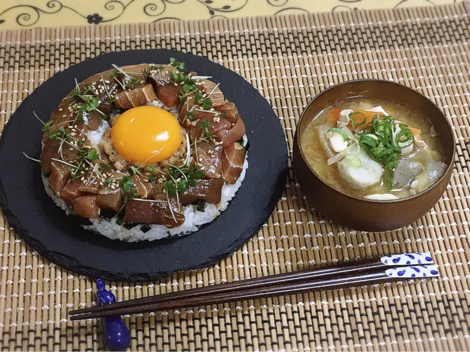 漬けマグロに納豆卵黄～夕飯|チムニーさん