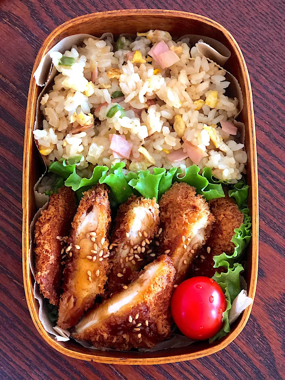 Snapdishの料理写真:チキンカツ弁当|りえままキッチンさん