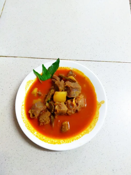 Snapdishの料理写真:Kerala mutton curry|Tosai Expressさん