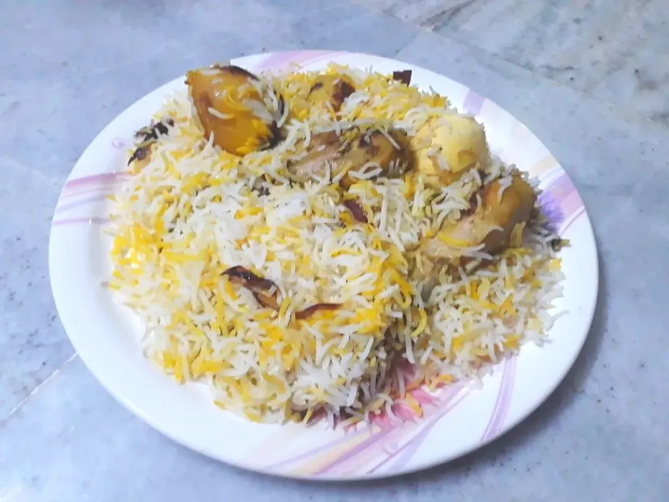 Snapdishの料理写真:Chicken Dum Biryani |Moumita Chowdhury Senさん