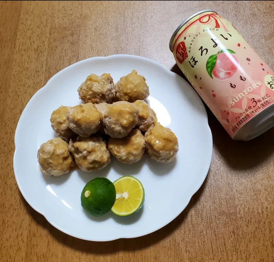 Snapdishの料理写真:肉団子の味噌ミルクソースでお月見|ナナさん