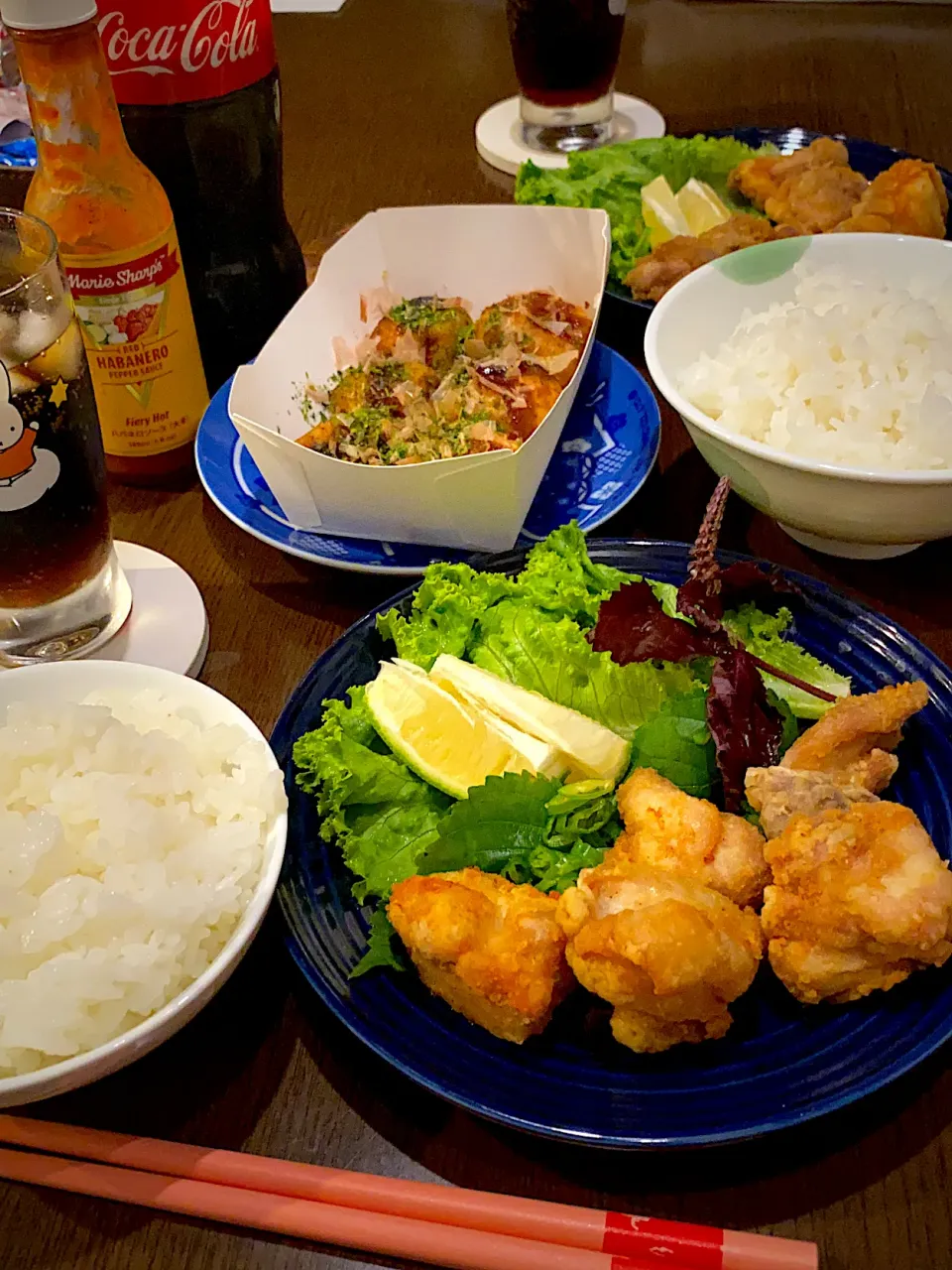 鶏塩唐揚げ　レモン🍋　刻み青唐辛子　赤紫蘇　リーフレタス🥬　タコ焼き🐙|ch＊K*∀o(^^*)♪さん