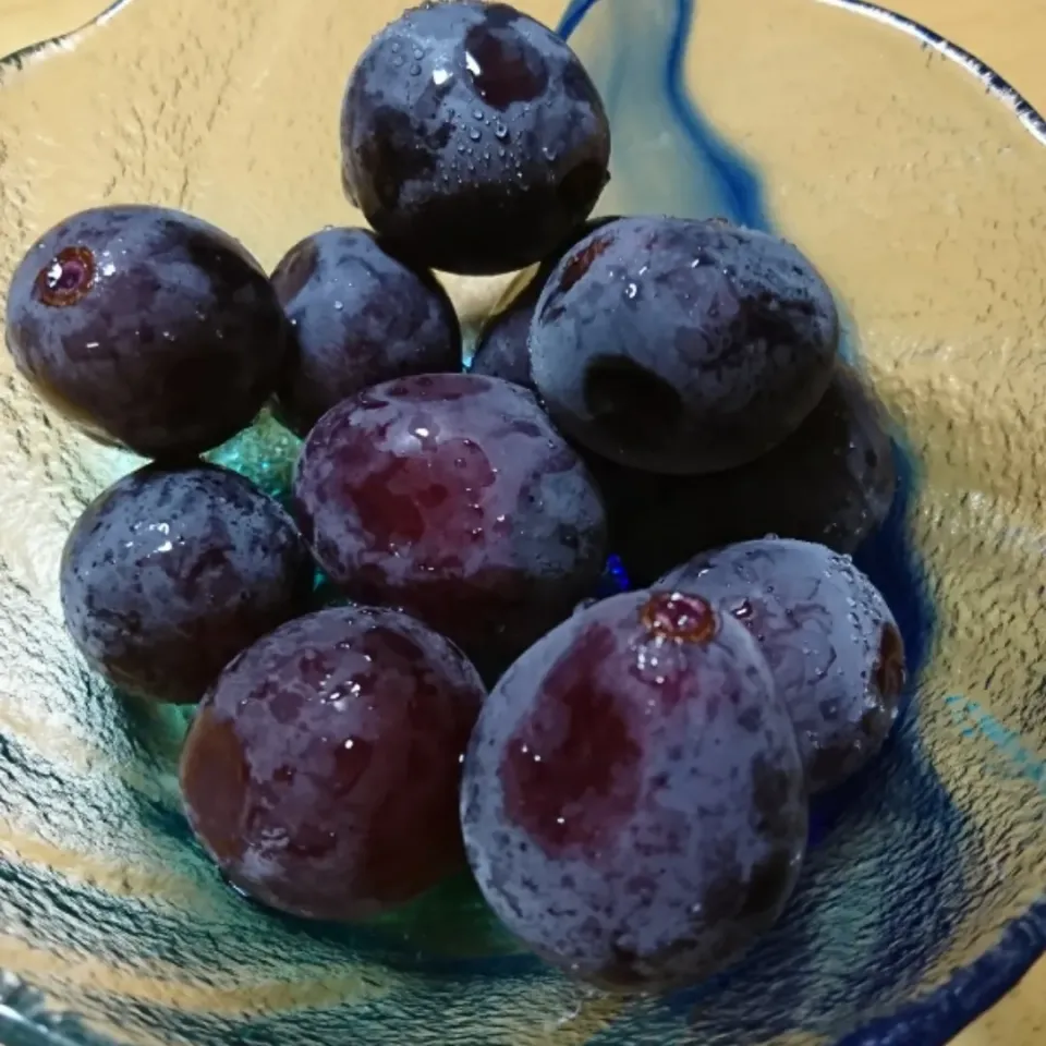 種無しピオーネ🍇|しまだ ちえこさん