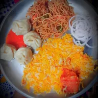 Snapdishの料理写真:Chowmein Momos Biryani|arushiさん