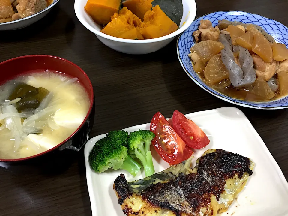 Snapdishの料理写真:10/1 大根と鶏肉の煮物|sunrisedxさん