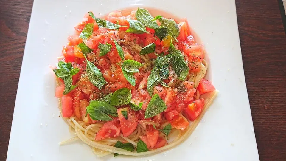 ローマで教えてもらった冷製トマトパスタを再現しました😋|quitaさん