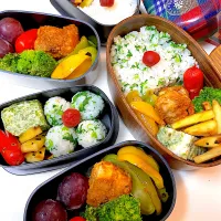 Snapdishの料理写真:それぞれのお弁当|Reeさん