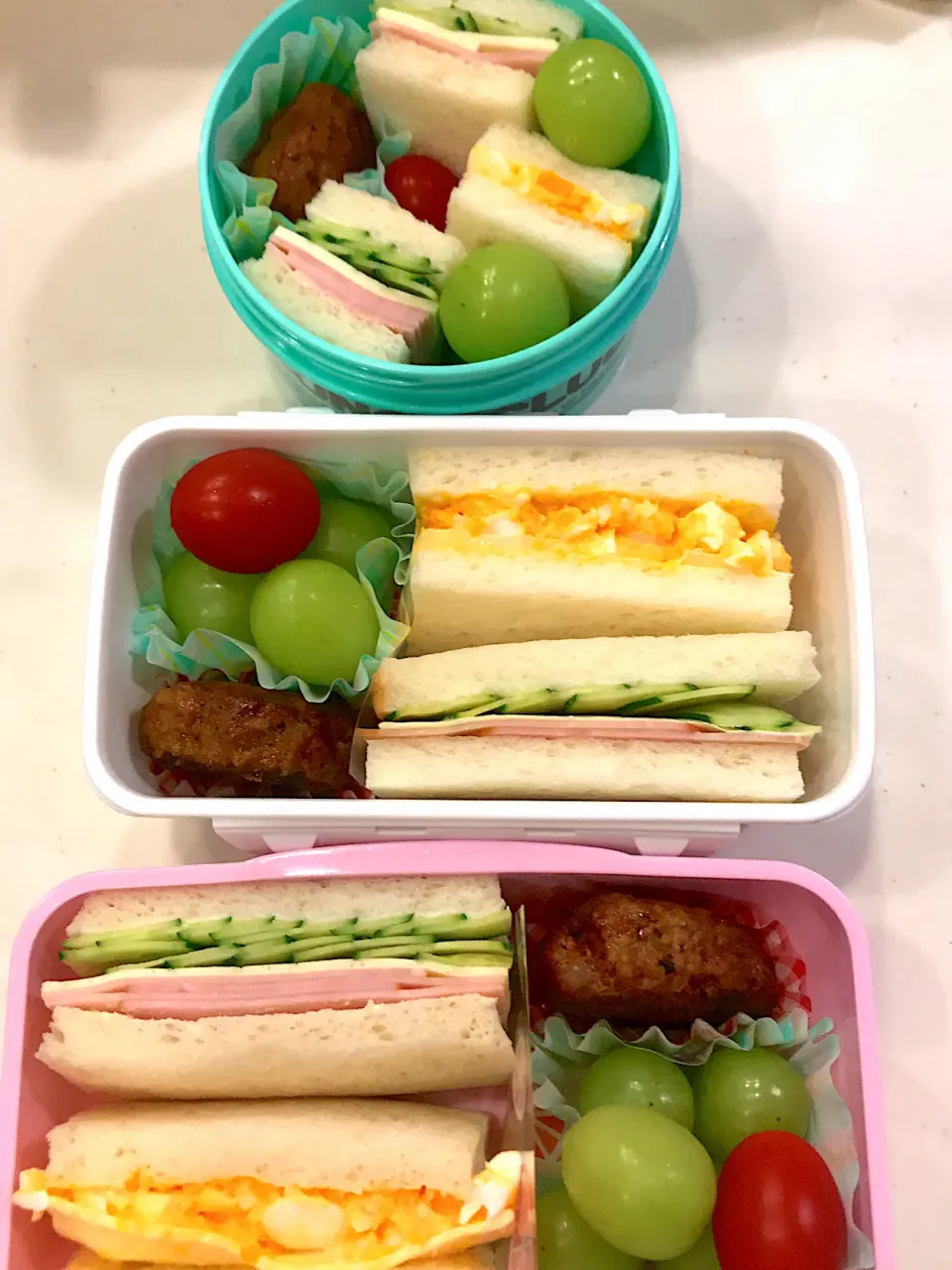 サンドイッチのお弁当💕シャインマスカット入り😘✨|Michiko Okamotoさん