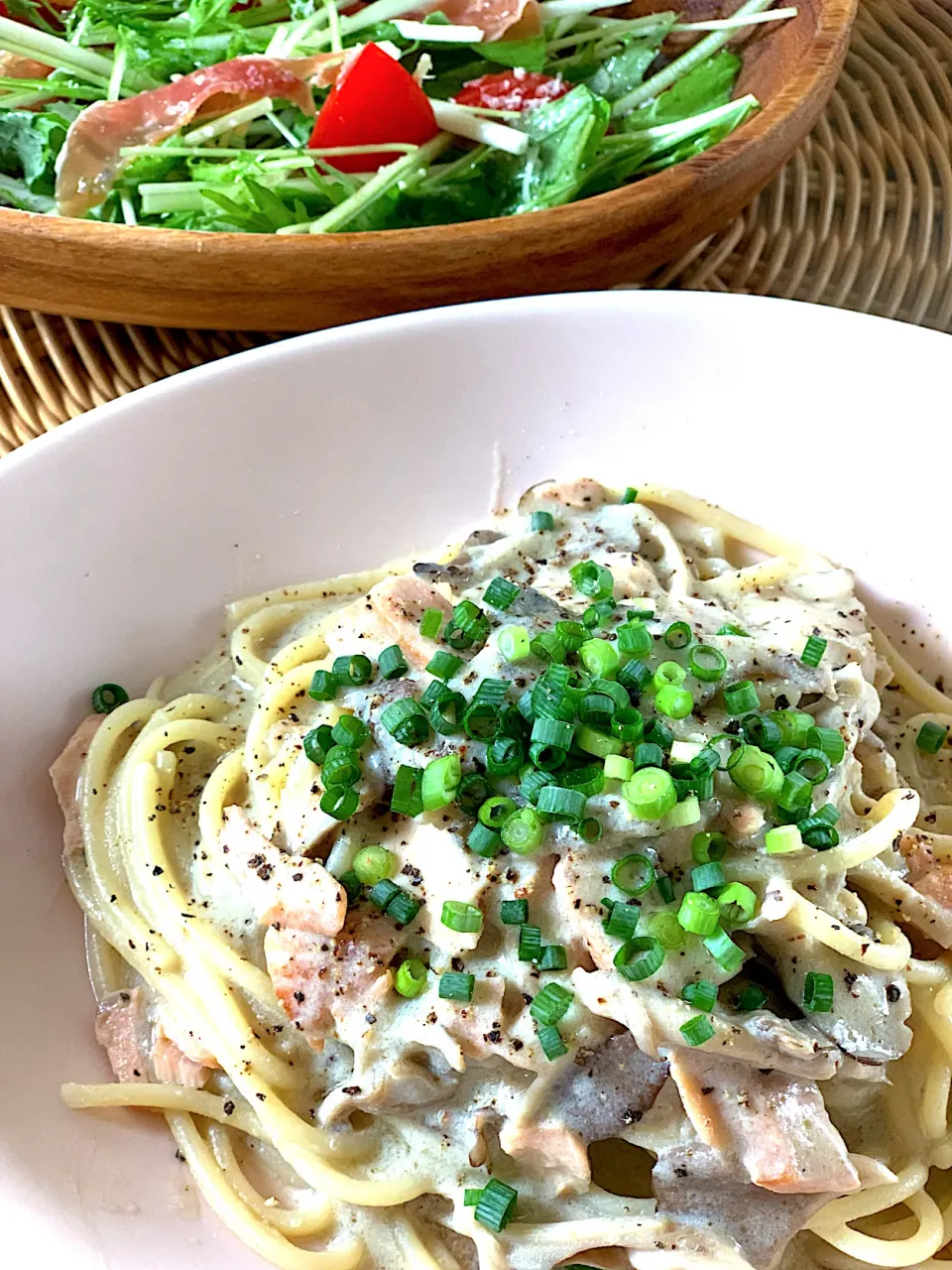 鮭と舞茸のパスタ🍝|なーまりさん